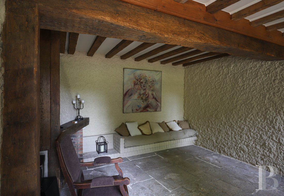 A chateau affiliated with Burgundy's greatest vineyards and permaculture to the south of Beaune - photo  n°27